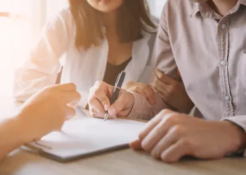 Doğum, Boşanma ve Evlilik Belgesi Tercümesi Nerede Yaptırılır?