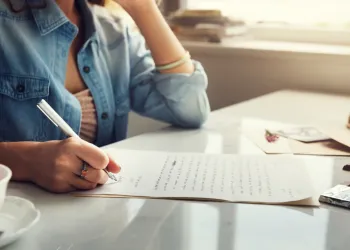 1 Sayfa Tercüme Ücreti 2025: Güncel Fiyatlar ve Hızlı Teklif Alın!