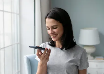 Profesyonel İngilizce Tercüme Araçları: 2025'in En İyi Programları