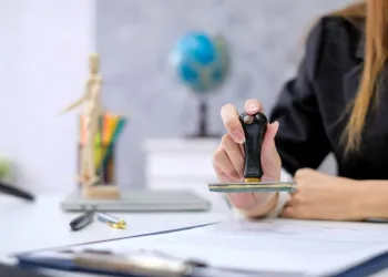 Her Tercüman Noter Onaylı Tercüme Yapabilir Mi?